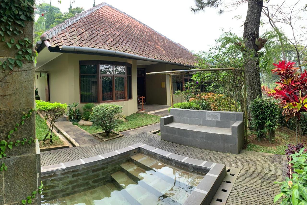 Gracia Spa Resort Hotel Ciater Exterior photo